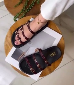 حذاء ZARA