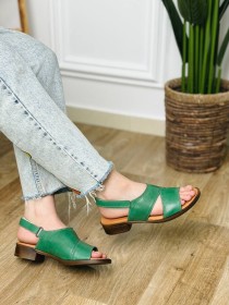 صندل ستاتي جلد 008