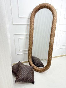 مرآه LV