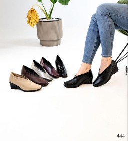 حذاء موديل 444